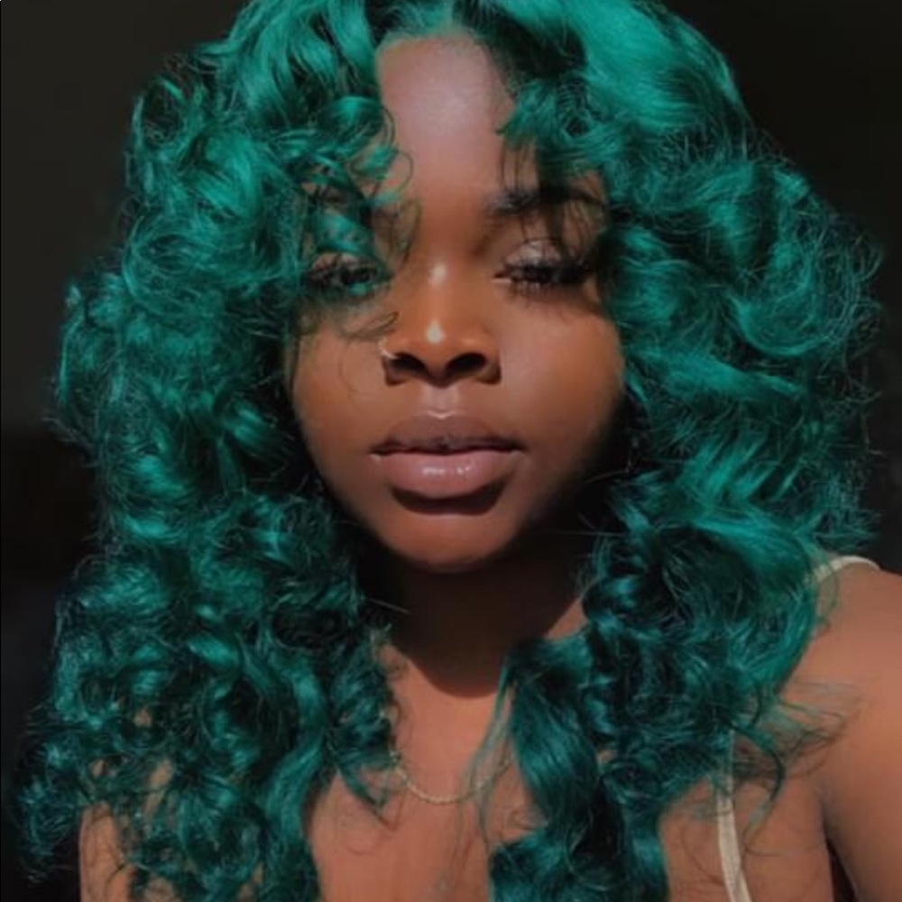 Meet your Posher, Teee